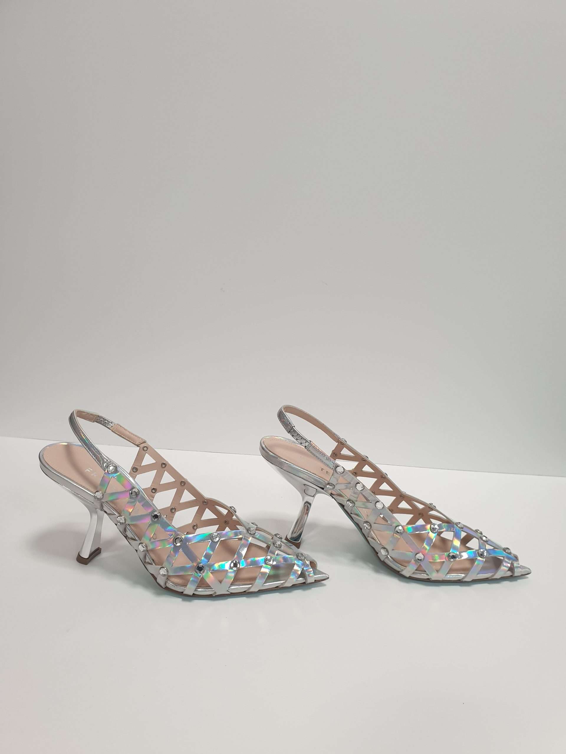 Oxitaly Charlie S2402 Silver Cross Slingback