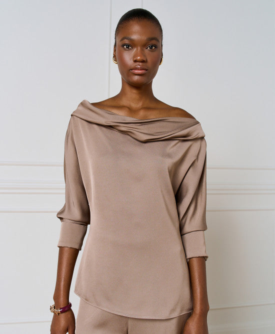Access Fashion 2142 Long-sleeved blouse in Beige