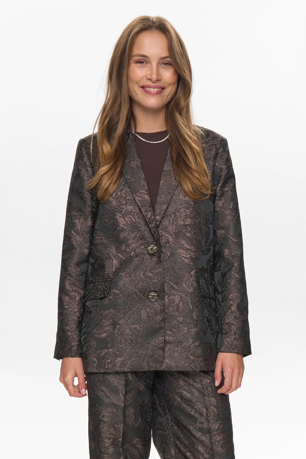Numph Nulika Suit Blazer in Black Coffee