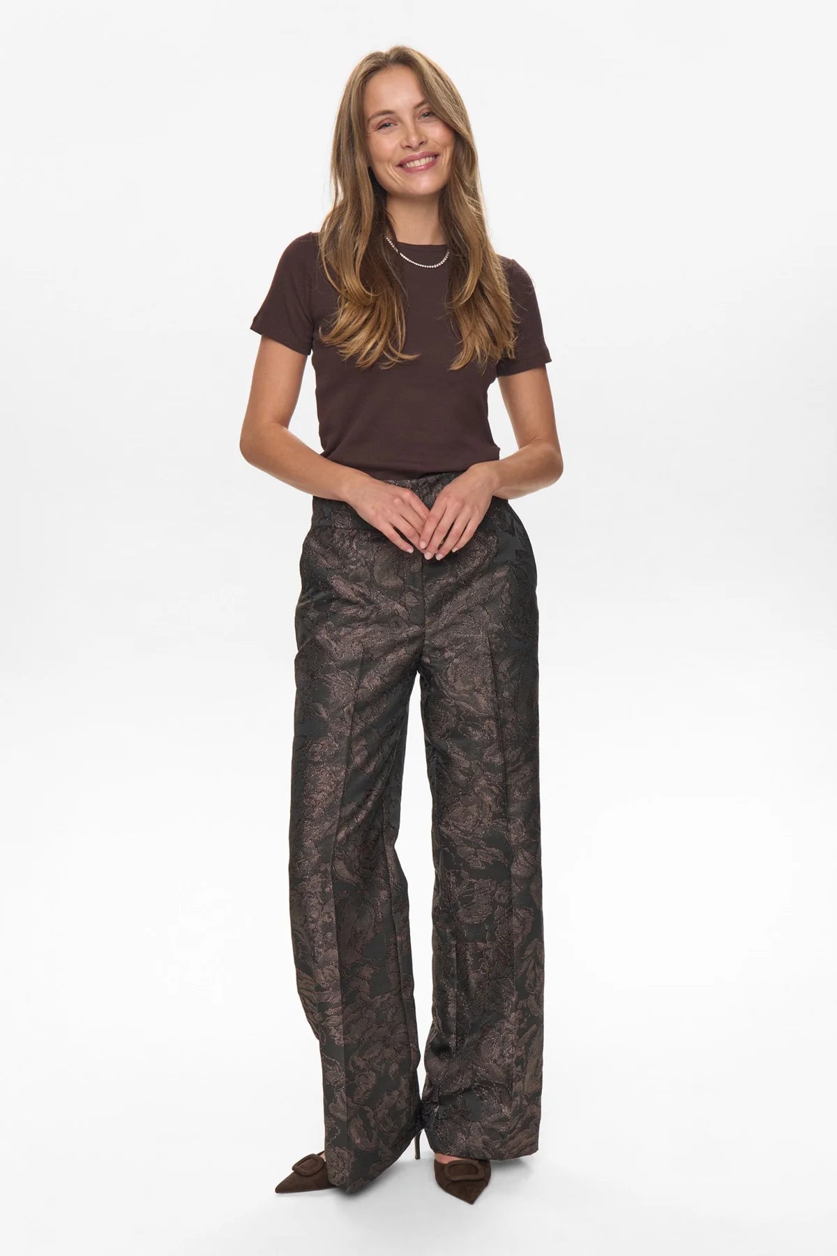 Numph Nulika Suit Pants in Black Coffee