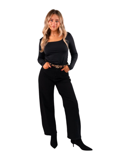 Love Laura Carrot Barrel Jeans in Black