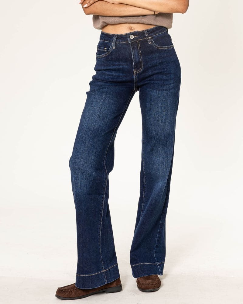 Claire Flare Jeans