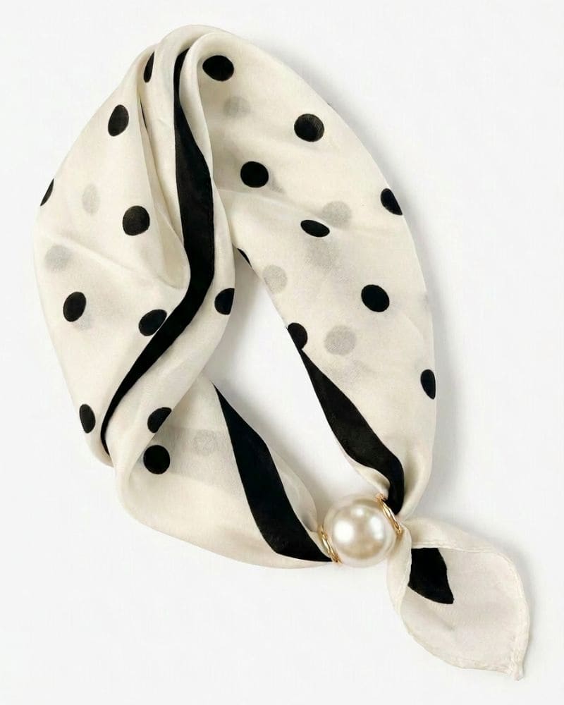 Orla Magnetic Pearl Scarf – White