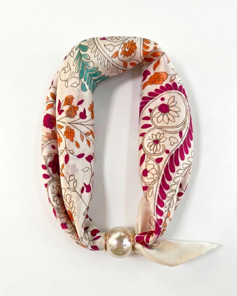 Sophie Magnetic Pearl Scarf – White