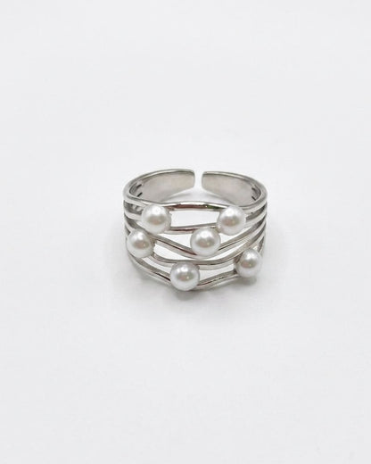 Roz Pearl Ring in stainless steel