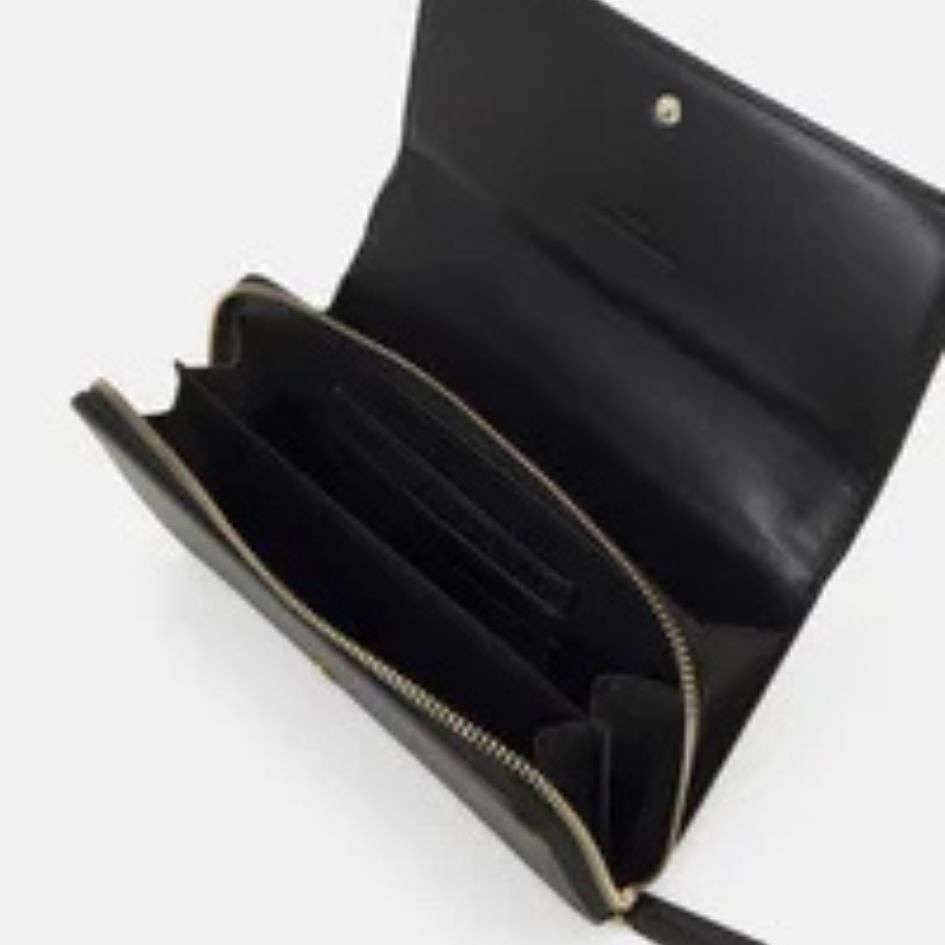 Valentino Wallet With Chain Strap in Black