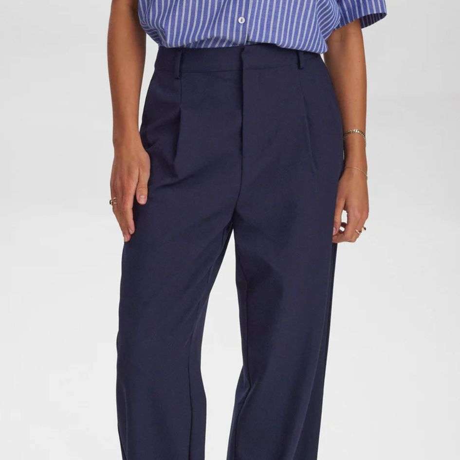 Numph Numathy Trousers in Dark Sapphire