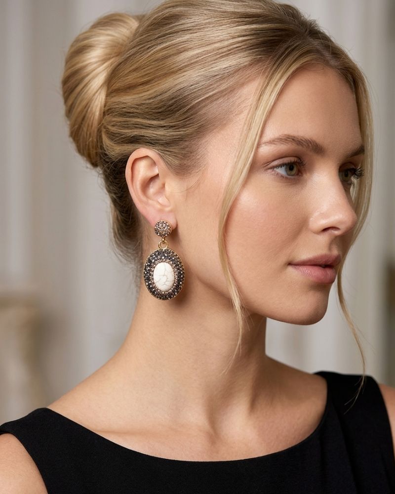 THE JEWELLERY COLLECTION