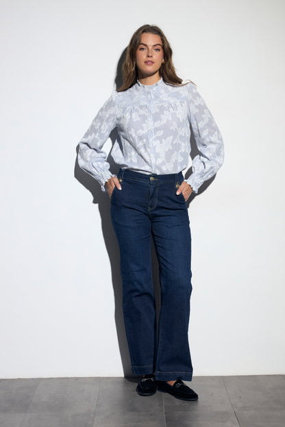Bariloche Vesuvio High-Waist Straight Leg Jean