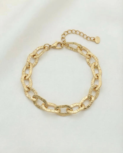 Quinn Gold Hammered Link Bracelet