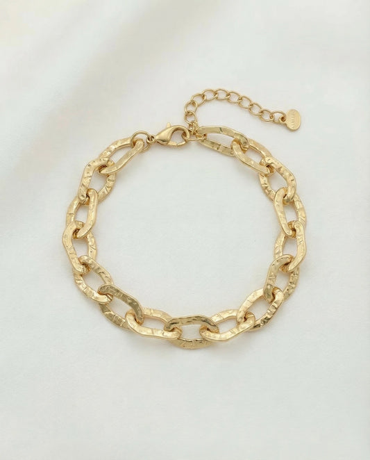 Quinn Gold Hammered Link Bracelet