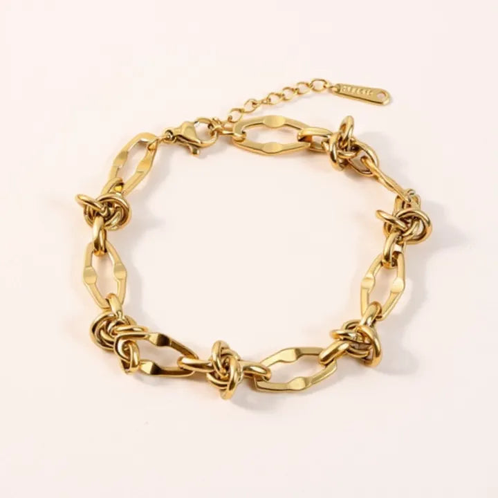 Gold Chain Knot Bracelet