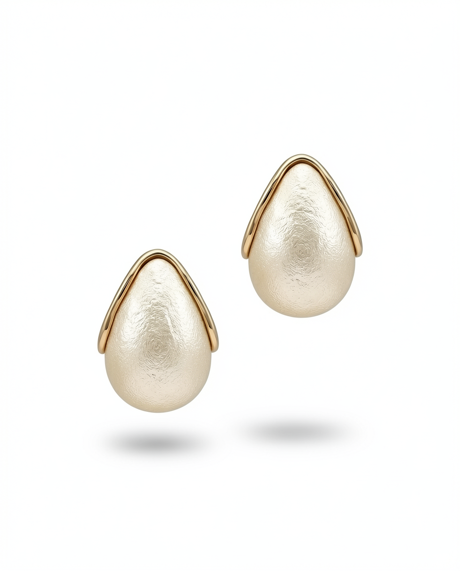 Aoife Pearl Teardrop Stud Earrings