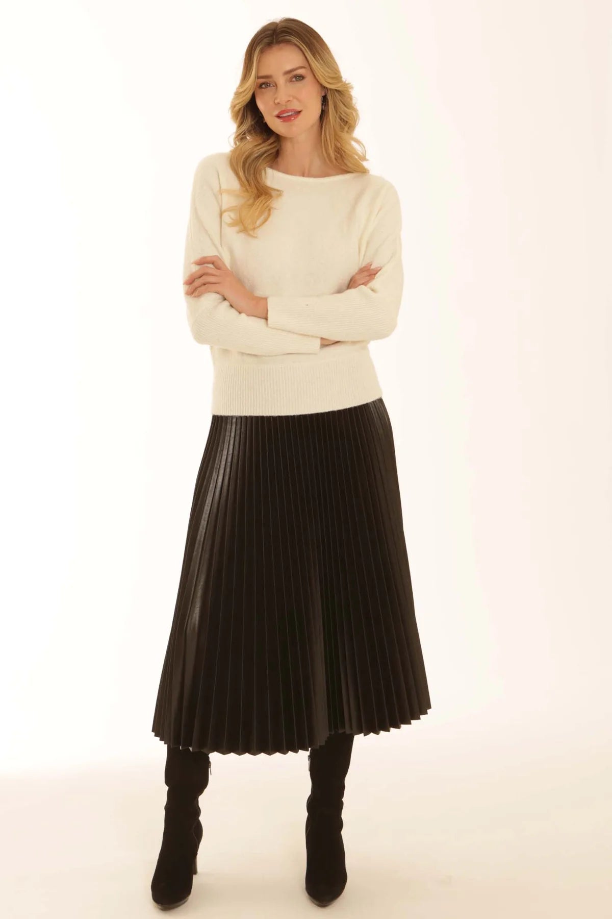 Pomodoro PU Pleated Skirt - Black